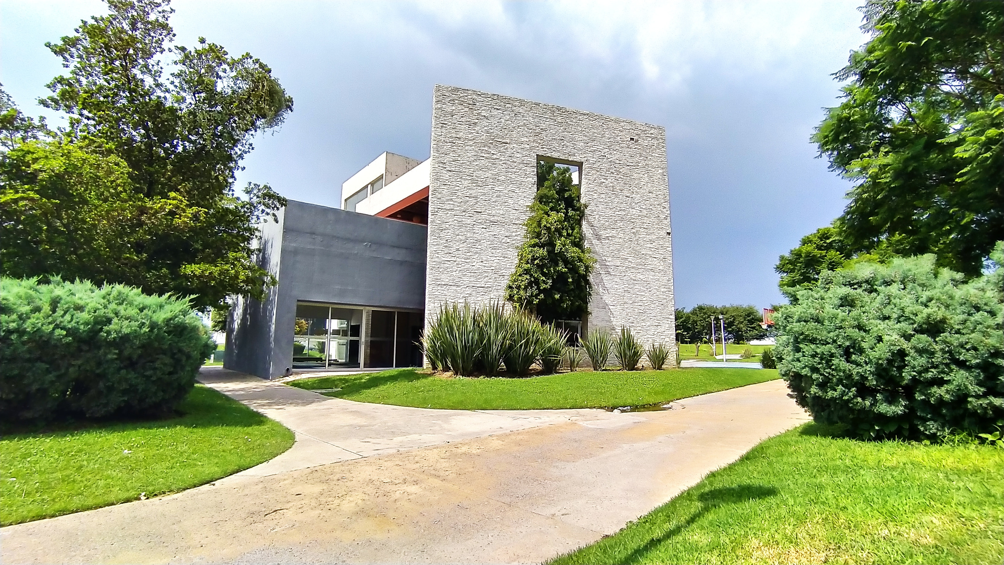 3 Centro Cultural Campo Real.jpg